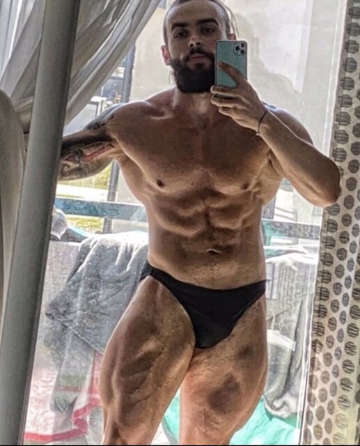 Leo Mark