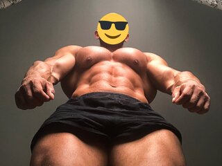 Tyron_Cash