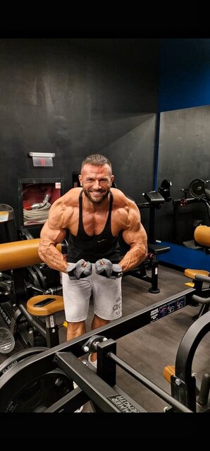 Joshua Muscle
